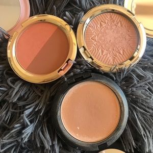 Collection of MAC compacts